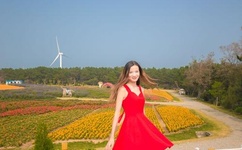 动漫萝莉御姐吸奶mv